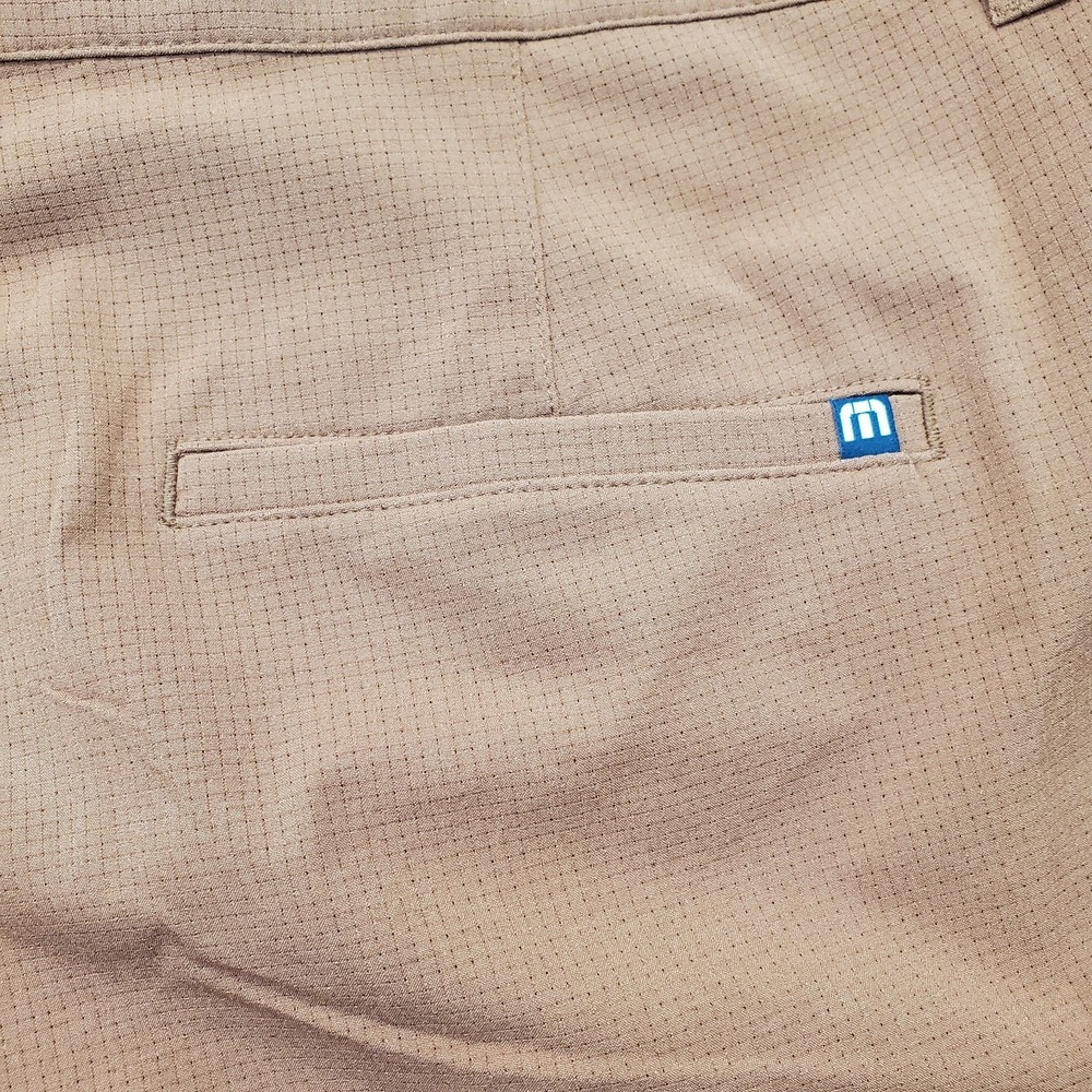 Travis Mathew Step Dance Golf Short Mens 42 Brown Performance 9" Inseam A42324 - Picture 9 of 9